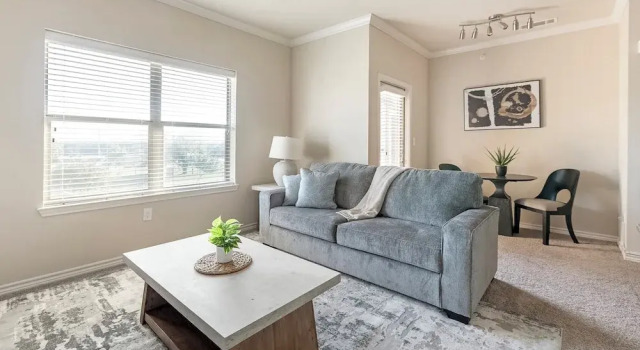 Апартаменты Landing Furnished Apartments near East Arlington