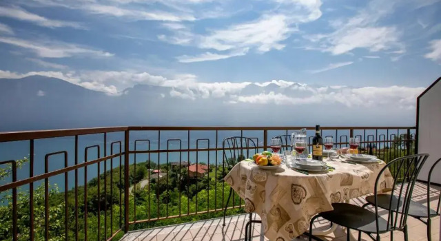 Апартаменты с 2 комнатами Tremosine Wonderful Lake View 2