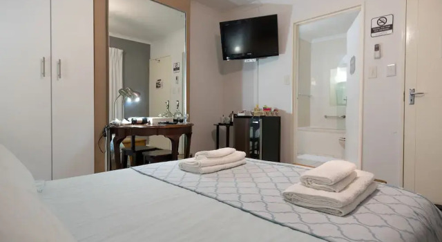 Stoneridge, Book Hotel Gariep Dam Philippolis