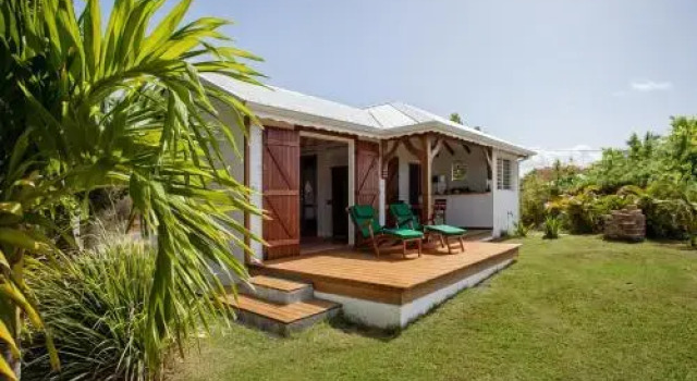 Holiday home Pointe des Châteaux, Rezerwuj Apartament Hotele w Grande-Terre z parkingiem, Parking