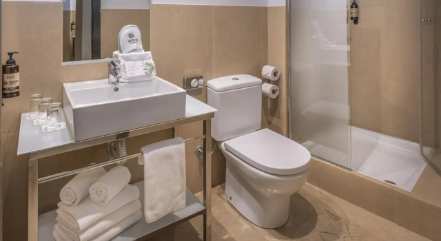 Трёхместный номер Comfort Отель Serhs Del Port