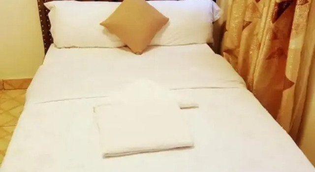 Апартаменты Economy Sandalwood Suites Nakuru