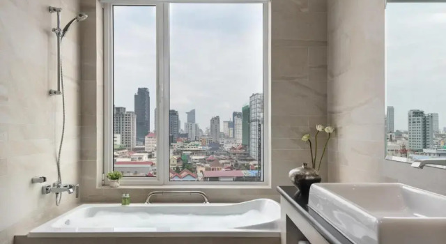 Двухместный номер Deluxe с балконом Duong Chan Hotel