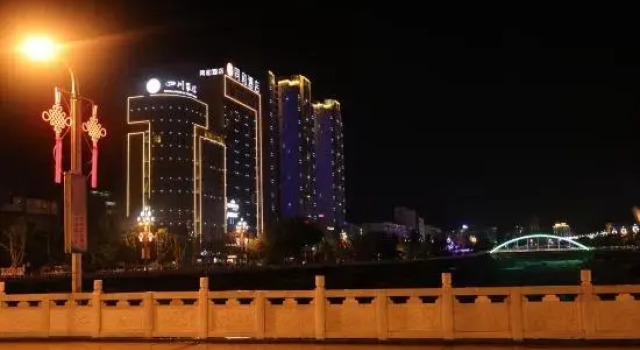 Tonghe Hotel, Varaa Hotelli Hotellit Sichuan pysäköinnillä, Pysäköinti