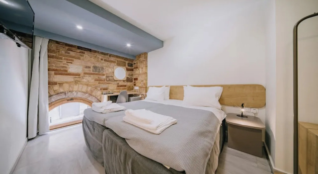 Пятиместный номер Standard Мансарда Chios City Inn