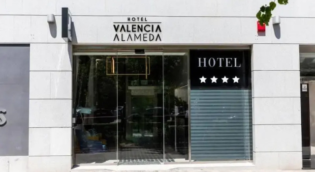 Четырёхместный семейный номер Standard Moontels Valencia Alameda 41