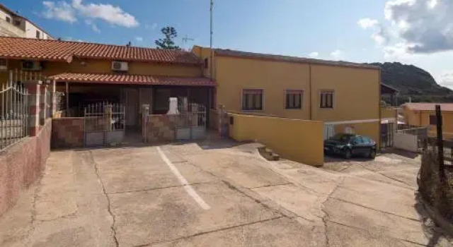 Casa Lamarmora, Book Hotel 4-stjernede hoteller i Nebida, 4*