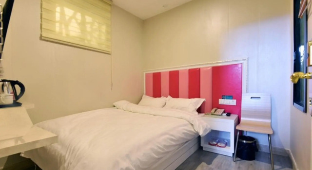 Shell Hotel Shanghai Baoshan Hutai Road Branch, Varaa Hotelli Shanghai Shanghai