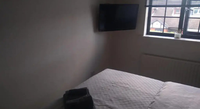Коттедж 2 Bed House - Sleeps 4 - Pets - Garden - Parking