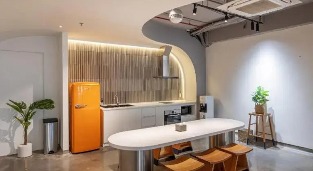 Двухместный номер Standard с красивым видом из окна MEANDER Saigon