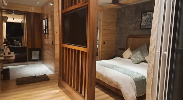 Номер Deluxe Kasauli Hills Resort