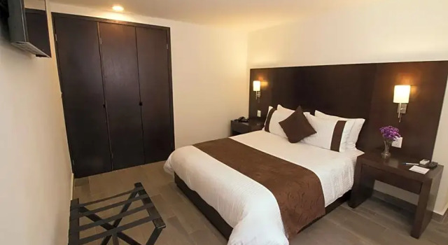 Двухместный номер Standard Ramada by Wyndham Tampico Centro