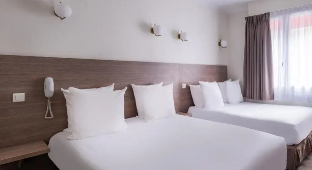 Трёхместный номер Standard Sure Hotel By Best Western Lorient Centre