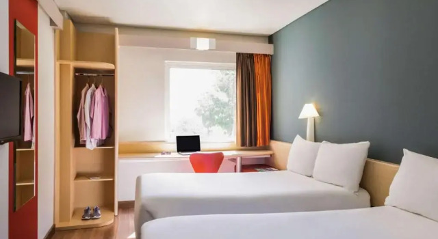 Четырёхместный номер Standard Ibis Mexico Perinorte