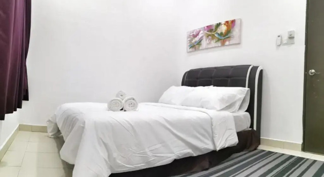 Коттедж Teratak Persona Homestay. 4 rooms double storey terrace in Kuantan City