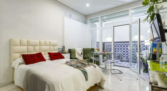 Villamarta Studio City Center Surthy, Забронировать Отель Отели Херес-де-ла-Фронтера 3 звезды, рядом с Эмилио Лустау, 3*