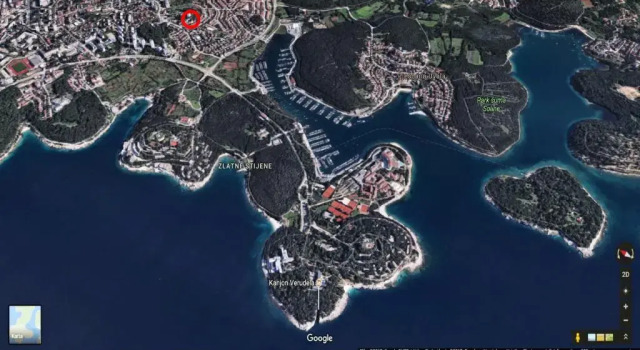Pino, Забронировать Отель Пула Pula Riviera, рядом с Пляж Валсалине