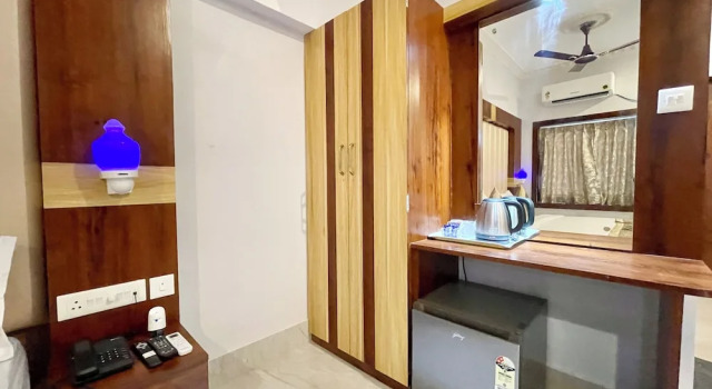 Двухместный номер Deluxe Hotel A One Lagoon - Puri near Sea Beach