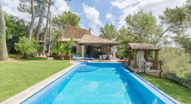 Villa Son Duri Cimenteres