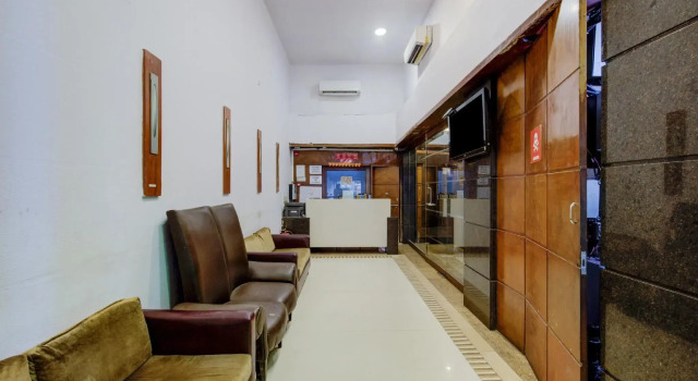 Capital O 77295 Hotel Bansidhar Bhuvan, Забронировать Отель Отели штата Махараштры 3 звезды, 3*