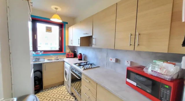 Апартаменты 3 Bedroom Aprtmt at Sensational Stay Serviced Accommodation Aberdeen- Froghall Avenue