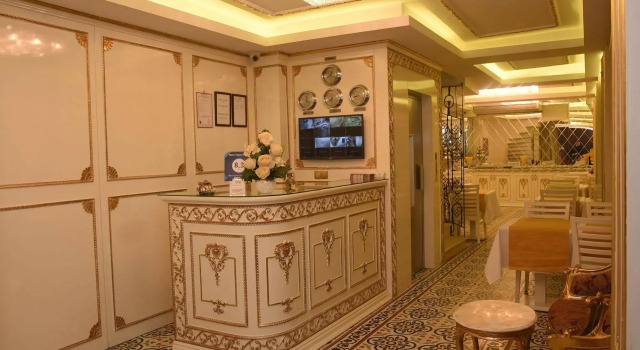Best Town Hotel