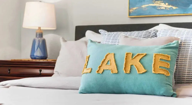 The Joyful Getaway For 8!, Забронировать Апартаменты/квартира Отели Table Rock Lake с парковкой, Парковка