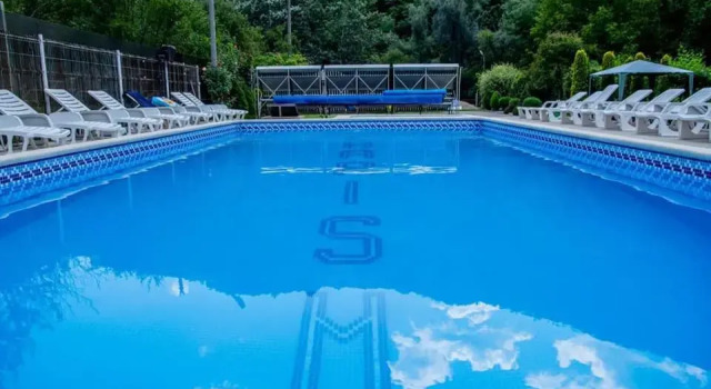 Pension Charisma, Rezervovat Hotel Băile Herculane 