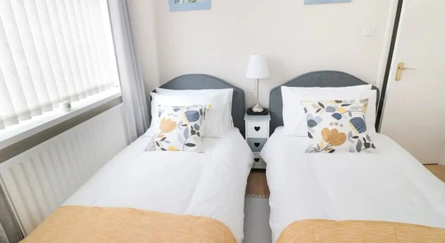 Sandy Toes Cottage, Забронировать Дом для отпуска Отели в центре Ньюбиггин-бай-те-Си, в центре