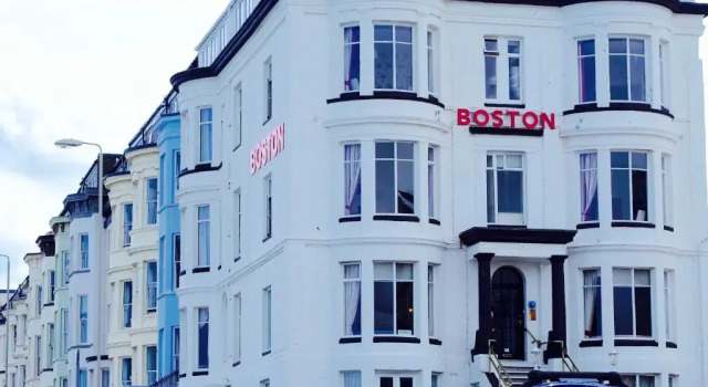 Трёхместный номер Standard Boston Hotel
