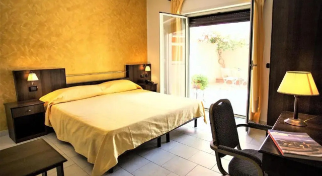 Двухместный номер Standard Hotel Marabel