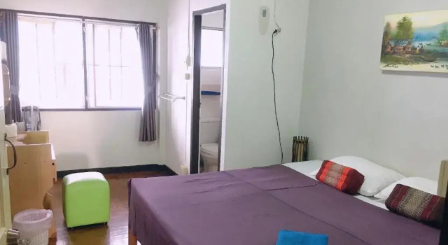 Wayside Guesthouse, Забронировать Отель Недорогие отели Чиангмай, рядом с City Art &amp; Cultural Centre, недорого