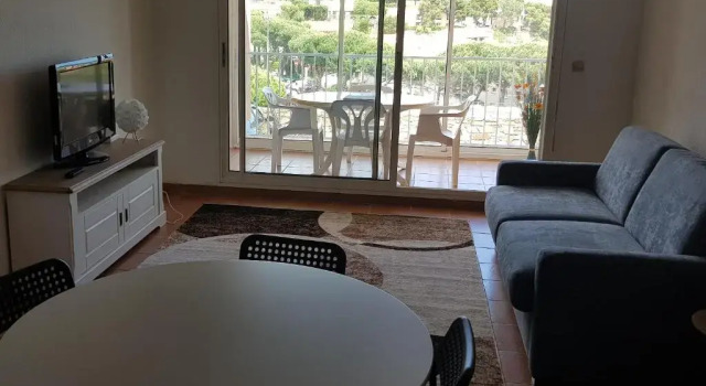 3AMB31 - Studio pour 3 personnes avec magnifique vue sur la baie, Забронировать Апартаменты/квартира Отели Коллиур с парковкой, Парковка