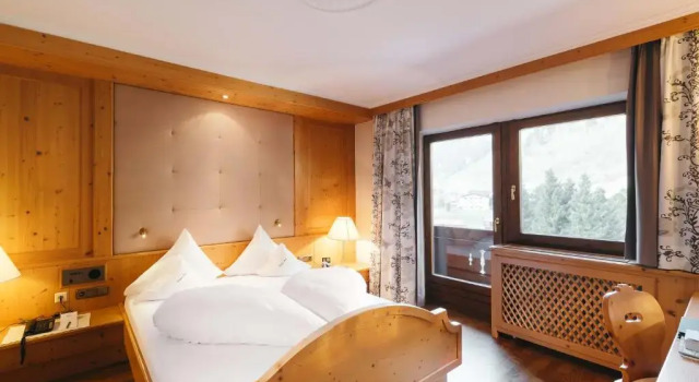 Двухместный номер Superior с видом на горы Relais&Châteaux Spa-Hotel Jagdhof