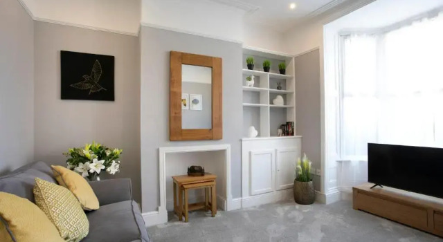 Коттедж с 4 комнатами Spring Villa