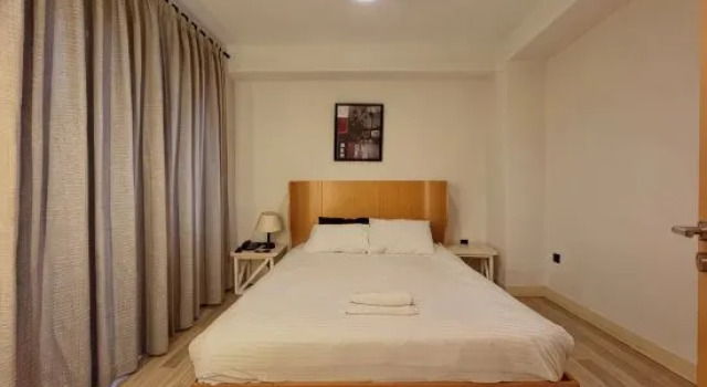 Люкс Deluxe Taksim Square—1BR Deluxe Suite 04