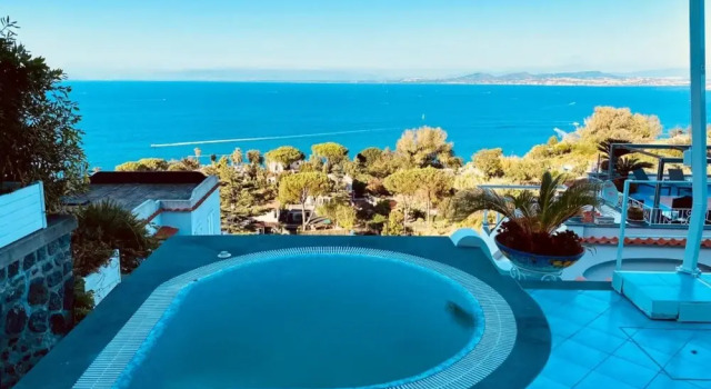 Dependance Castiglione With Pool And View, Buchen Sie Villa Casamicciola Terme Ischia