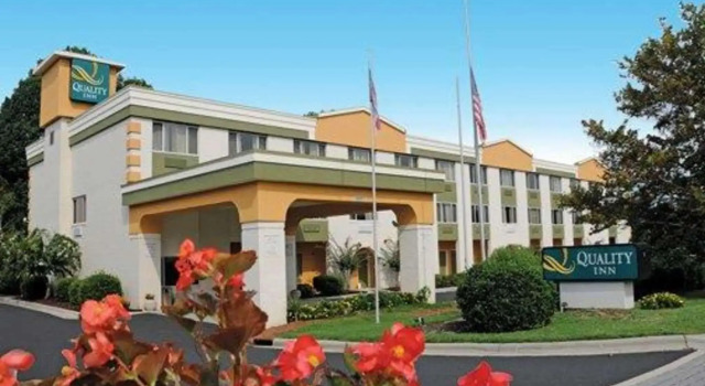 Номер Standard Quality Inn Huntersville near Lake Norman