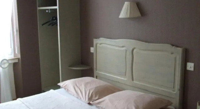Трёхместный номер Standard Hotel Du Centre