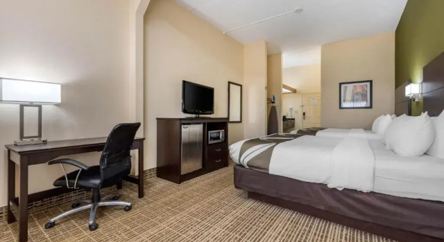 Номер Superior Clarion Pointe Louisville East