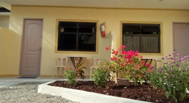Alona KatChaJo Inn