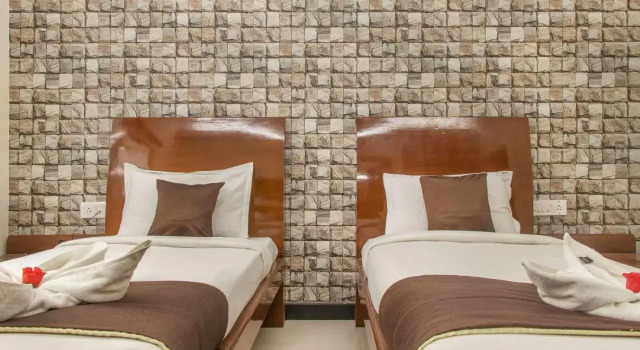 Omatra Hotel Infantry Road, Rezervovat Hotel Hotely v Bangalore s parkováním, Parkování
