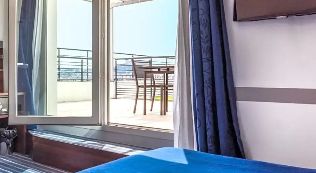 Номер Superior Hôtel Marseille Centre Gare Saint-Charles