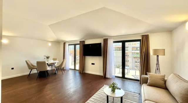 Апартаменты с 2 комнатами с видом на город Sunny Bay Apartments