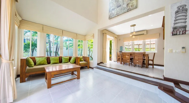 Royal Beach Pool Villa Pattaya