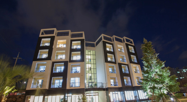Fellisia Hotel, Забронировать Отель Отели Согвипхо с парковкой, Парковка