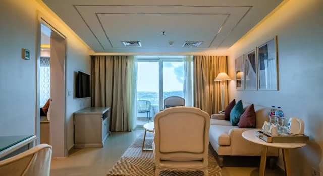 Полулюкс SUNRISE Alex Avenue Hotel