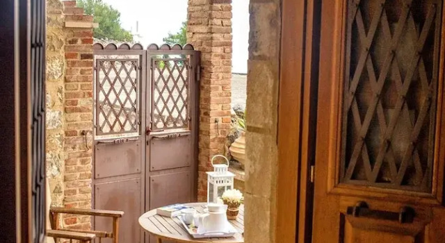 House With one Bedroom in Anatoli, With Wonderful sea View, Enclosed Garden and Wifi Near the Beach, Забронировать Отель Отели East Crete с парковкой, Парковка