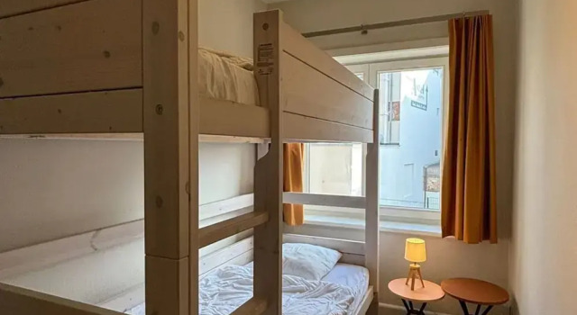 Giannina 0001 Located at the Beach, Rezerwuj Hotel Hotele w Bruksela z parkingiem, Parking