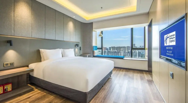 Люкс c 1 комнатой с видом на парк Holiday Inn Express Foshan Beijiao by IHG